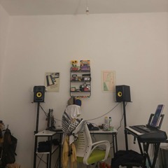 There is a spaceship in my bedroom