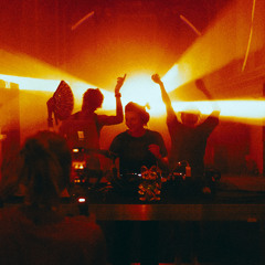 Holy Hydra // Captain Mändy, Friedrich & Containa