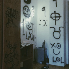 KÁVIS - Vyjebáno