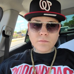 King Listo Feat.Young Divine-Bestfriend.mp3