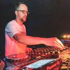 Podcast 538 BeeLiveWorld by DJ Bee 17.11.23 Side B