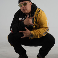MC MAGRINHO - ENQUANTO TU FUMA E BEBE