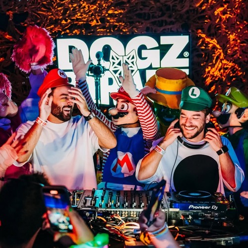 NOSTALGIA #4 - LIVE AT DOGZ PARADE BH