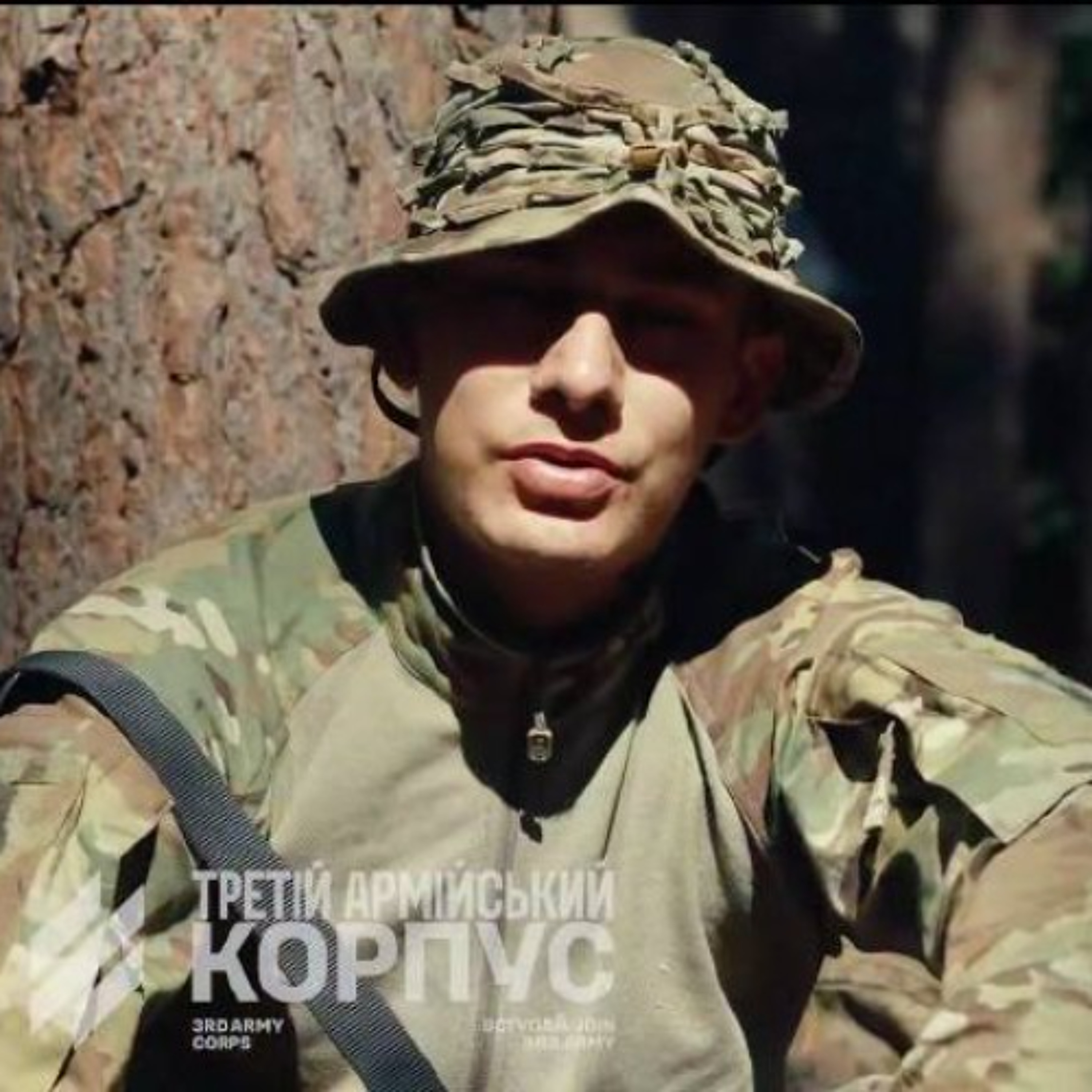 Шмідт підписав Контракт 18-24 з Третім армійським корпусом episode artwork