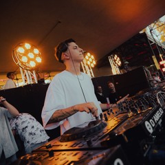 Live Shows & Podcast