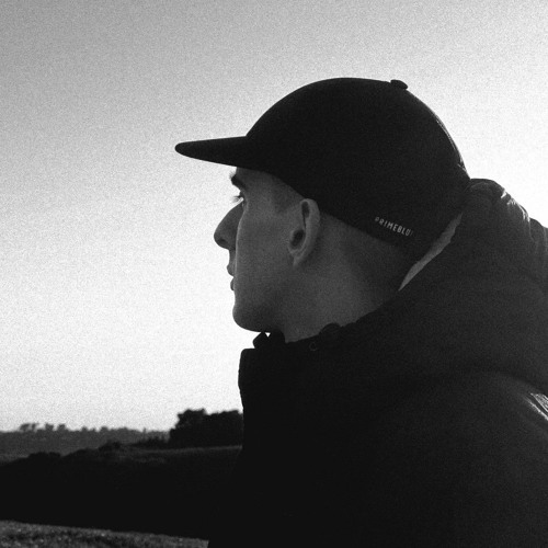 Tunes ///