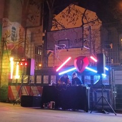 Set 8 März -  We won't shut up!