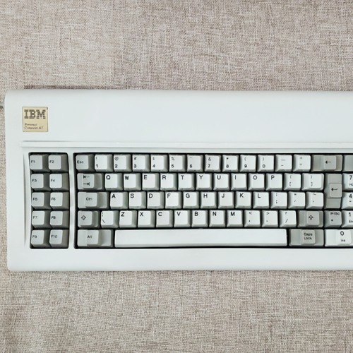 IBM 5160 Model F XT Keyboard (Capacitive Buckling Spring)