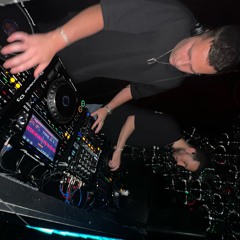 Half M - Mix