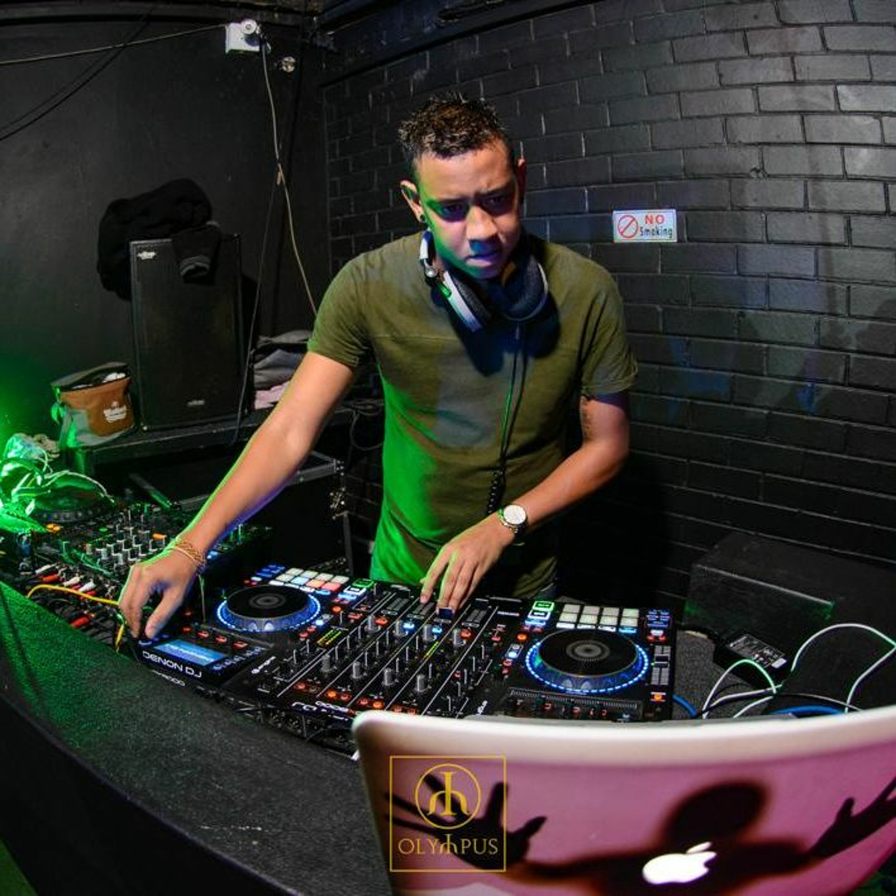 DeeJay Sanks SA Mixes