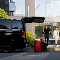 Travel Together in Comfort with Vroom Trans