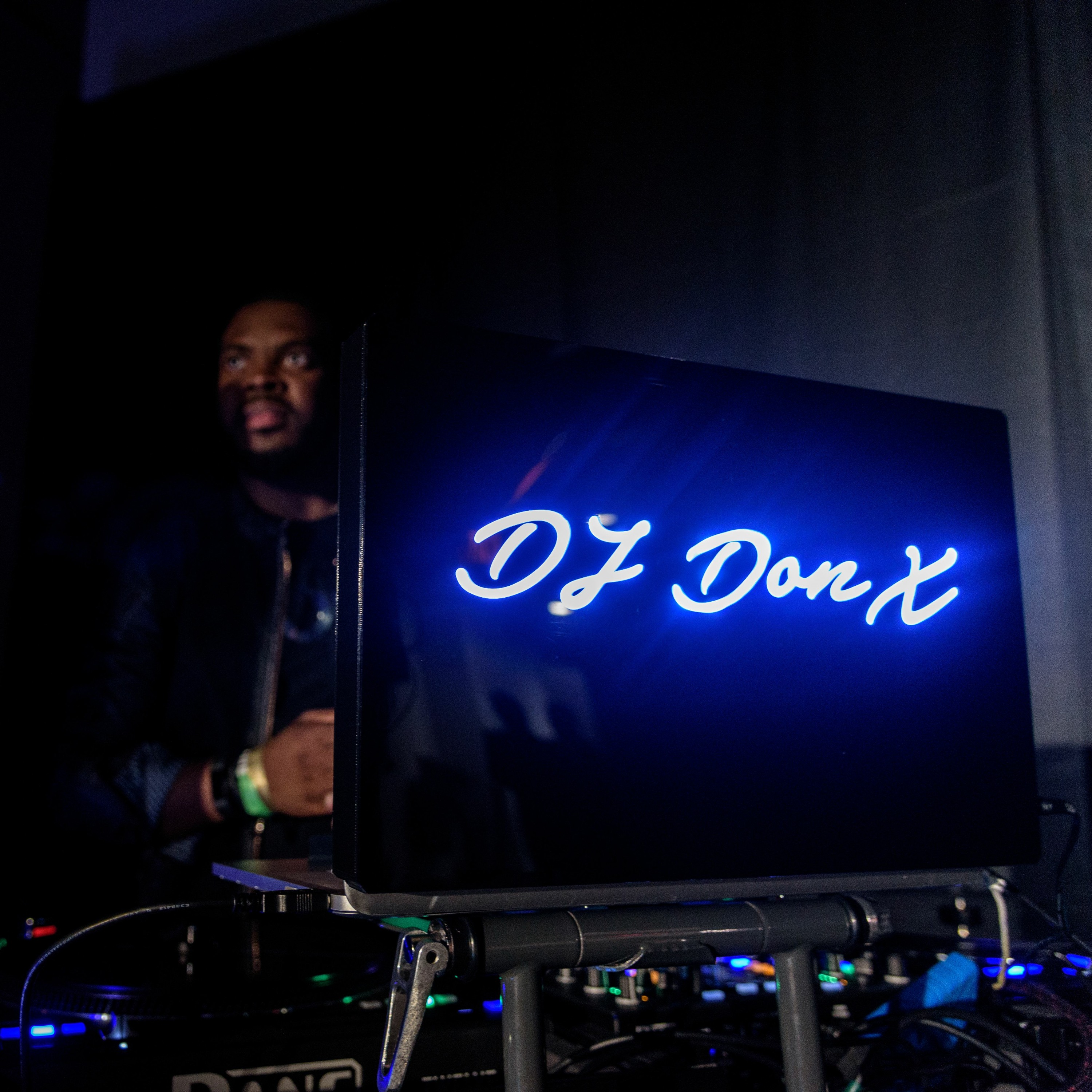 Stay In Vibes with Don X