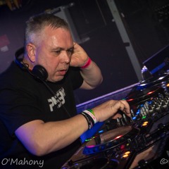 Daz Stanyon. 5:45pm-6:30pm: Live at Pre-Party for PaSSion ClaSSics Jan 6th 2024