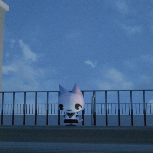 WHiTESNXKE - Fall asleep (remix)