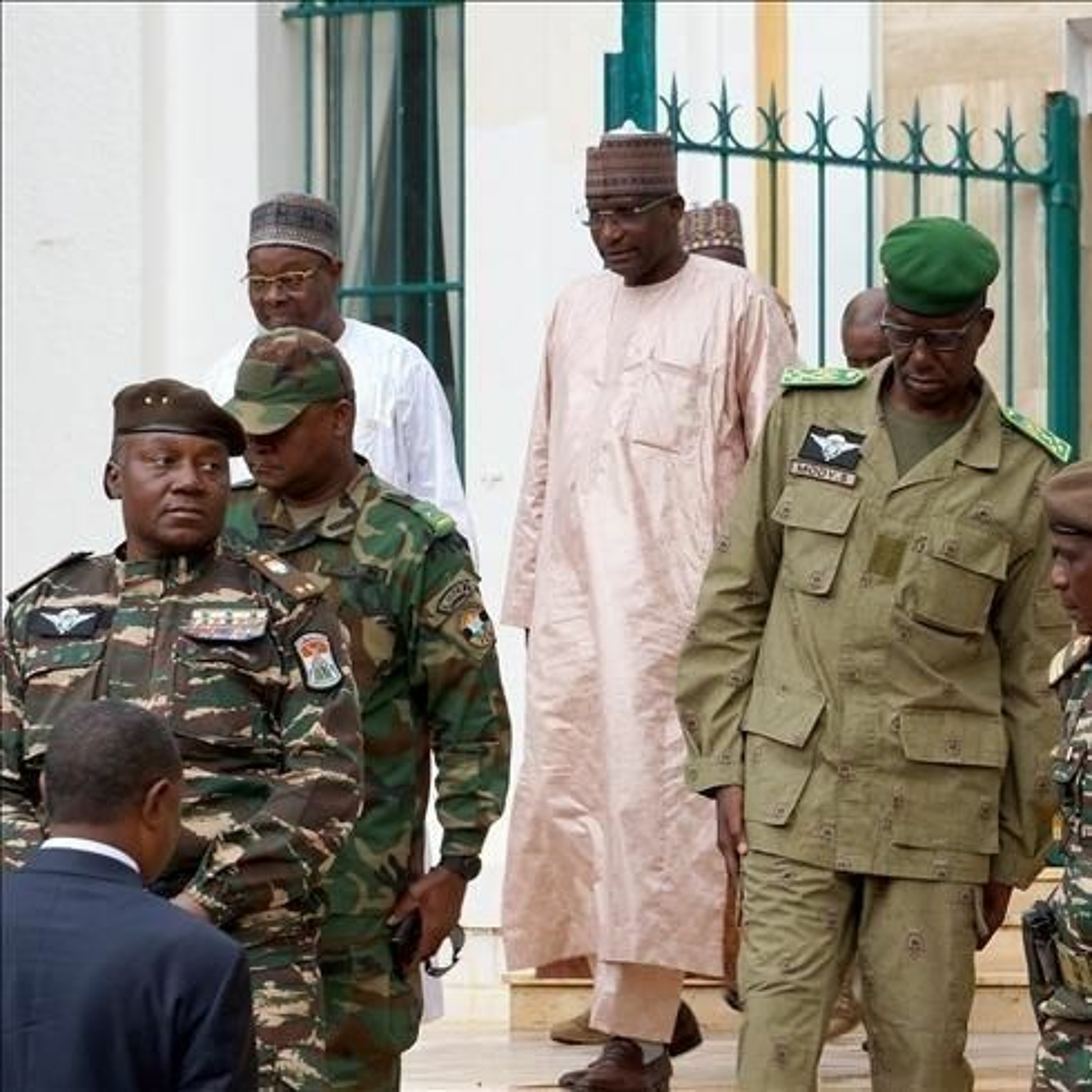 Niger : Réaction Société Civile À La Mission De La CEDEAO À Niamey episode artwork
