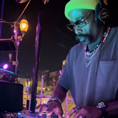 ROOFTOP HOUSE (LIVE FROM DARLING AVIARY)