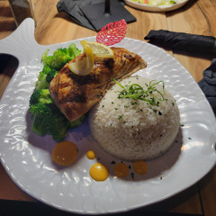 I NEED MY PLATE