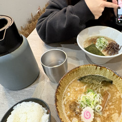 makomoU