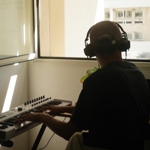 Tracks & Remixs on VA