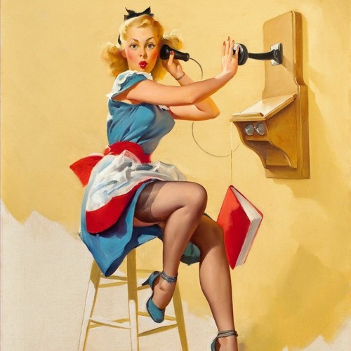 Cassie Dropped Her Phone Book at The Suggestion that Deep House is Boring..