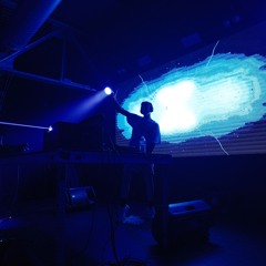 AEYVO Live Bass Mixin's