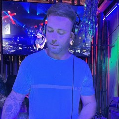 Live on Jomtien Beach