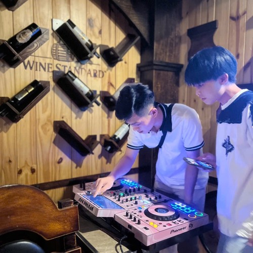 SỐNG TRONG ÂM NHẠC - MINH ĐỨC MIX