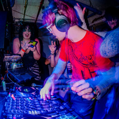 MAC RESIDENT MIX 005