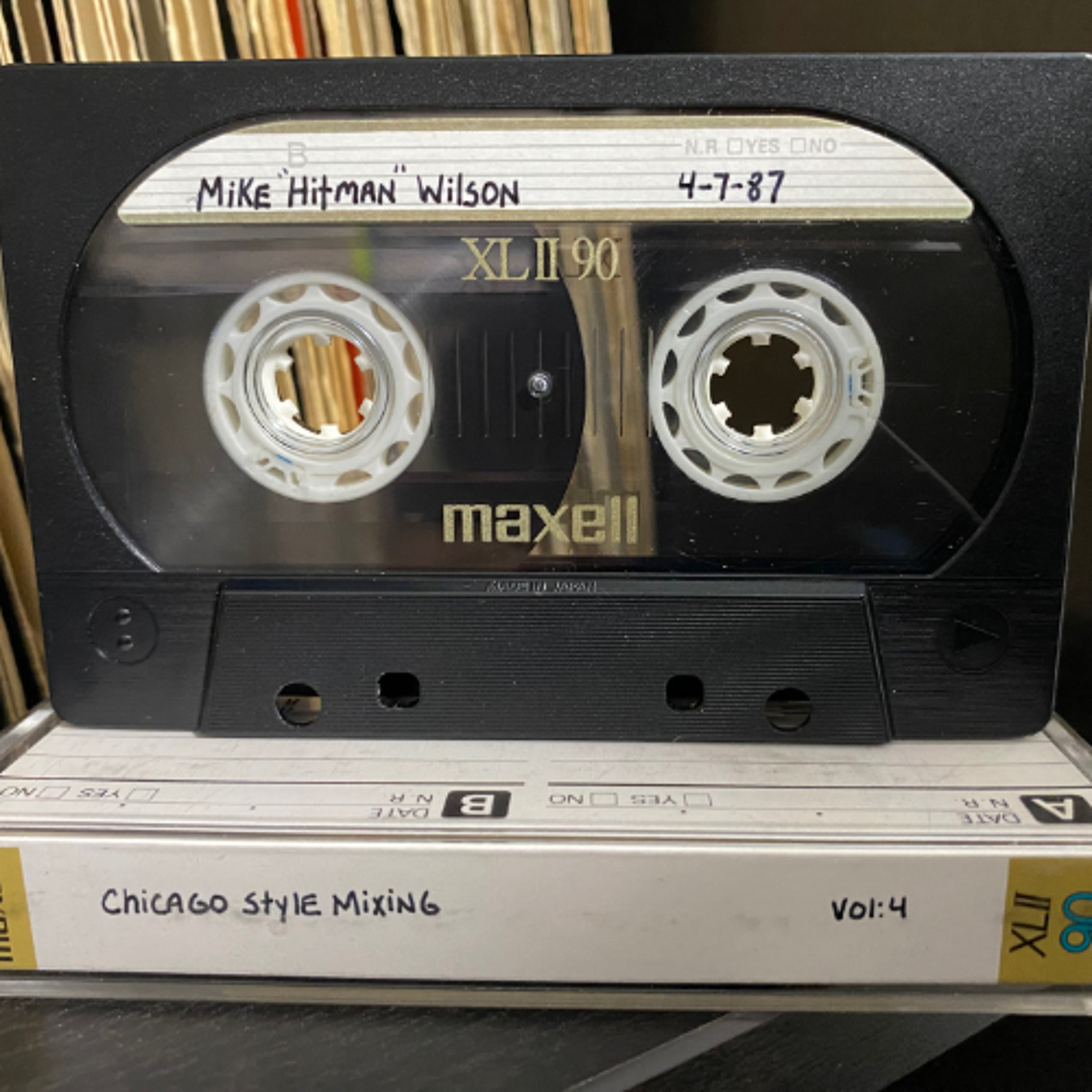 Mike 'Hitman' Wilson in2 Julian 'Jumpin' Perez on 102.7 FM WBMX, Chicago 4-7-87' (Manny'z Tapez) episode artwork