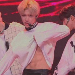 hey seungmin will you touch me i feel so soft and fluffy