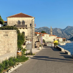 Lepa Brena - Luda za tobom (speed up).mp3