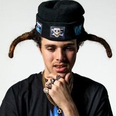 Skateboardin Jit @AyeDubbTrey