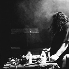 SCREWDRIVER