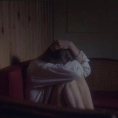 بس انا ليه حسيت قلبي بيطلع وهو يغنيها