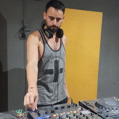 Salgo mucho, a veces vuelvo Progressive House