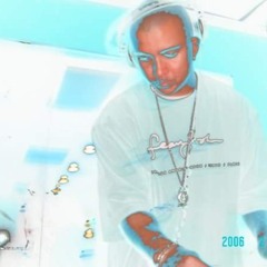 Gucci down to the socks...