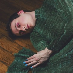 Premiere: Flagalova »Hands On« [Abîme]