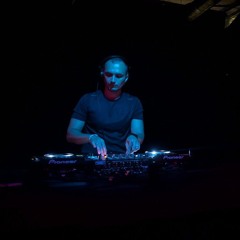 BASEMENT PRESSURE | DRIVING BASS & TWISTED MELODIES |