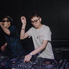Bóng Phù Hoa Remix Thái Hoàng   (Live)