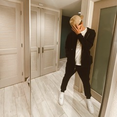 Jungle (feat. Rj Yungg)