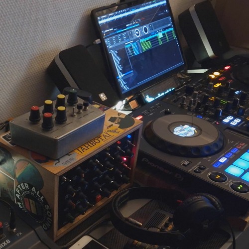 Techno to Rave