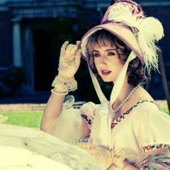 Lady Whistledown impersonation