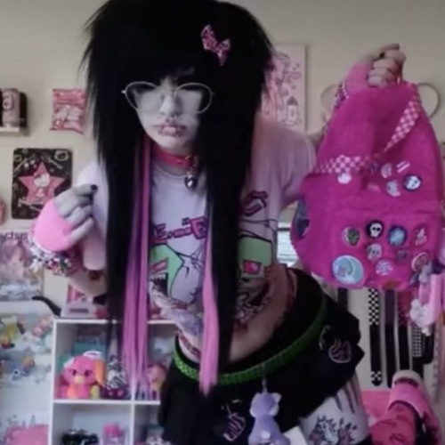 <3 half as much xD.,.,.,2000 w/ @Lieka & @Timidated (all plats)