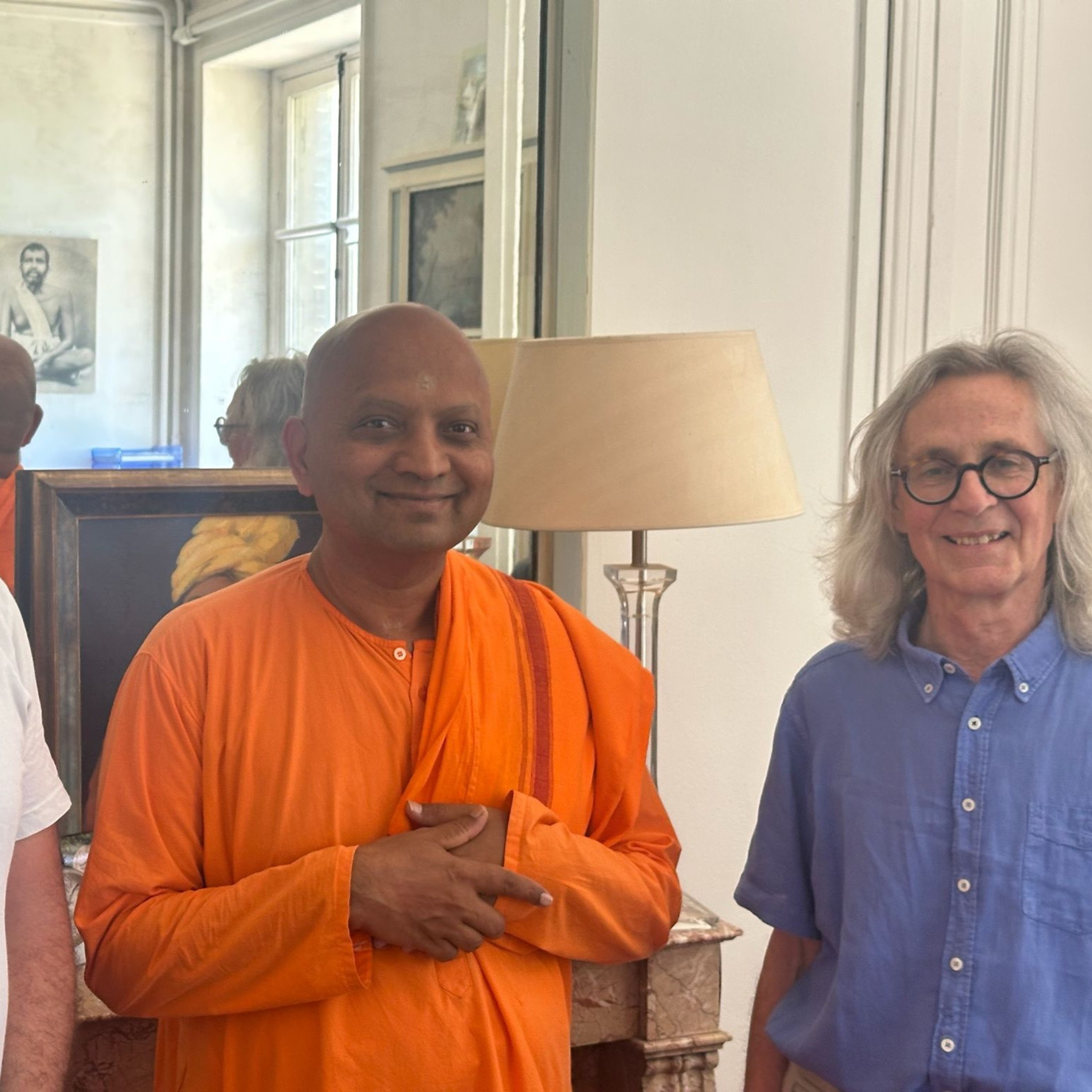 15MN D’ENTRETIEN AVEC Swami Swatrmaramananda sur le vedanta en Afrique du Sud #1 (mardi 2 juin 2026) episode artwork