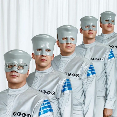 In Focus - Devo