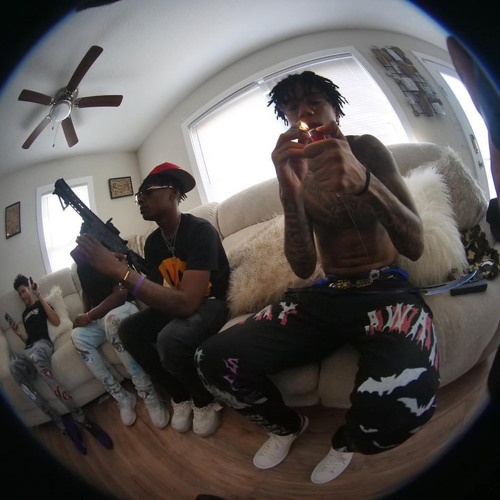 NguÌoÌÌ£c doÌng _ HieÌÌu ft. ChieÌÌn 2222.mp3