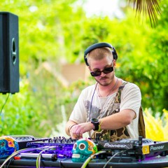 01 HOUSE - MINIMAL