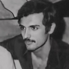 أظنك ما سمعت بعاشقٍ قلبه عصى..