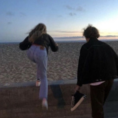 على بالي انا وانتا في حته بعيد