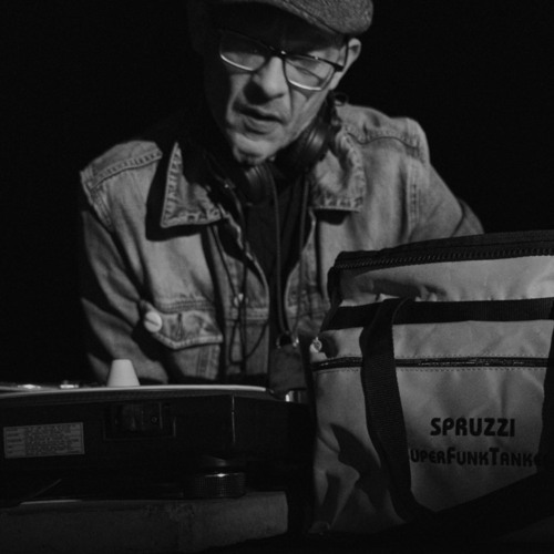 Cavaliere Spruzzi - Guardian Of The Grooves